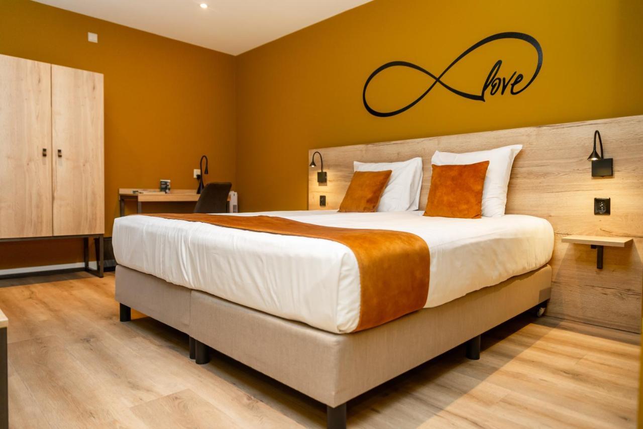 Hotel Onder De Linden Роден Екстер'єр фото
