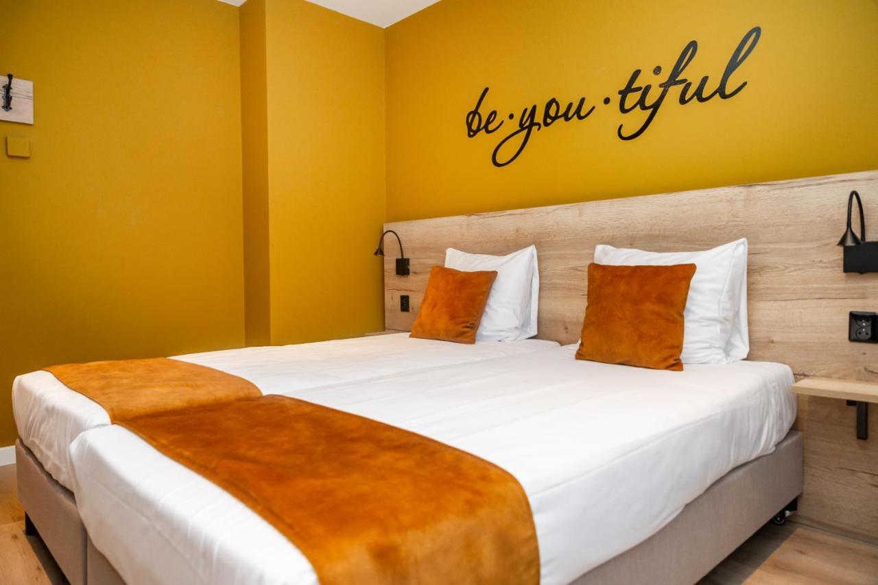 Hotel Onder De Linden Роден Екстер'єр фото