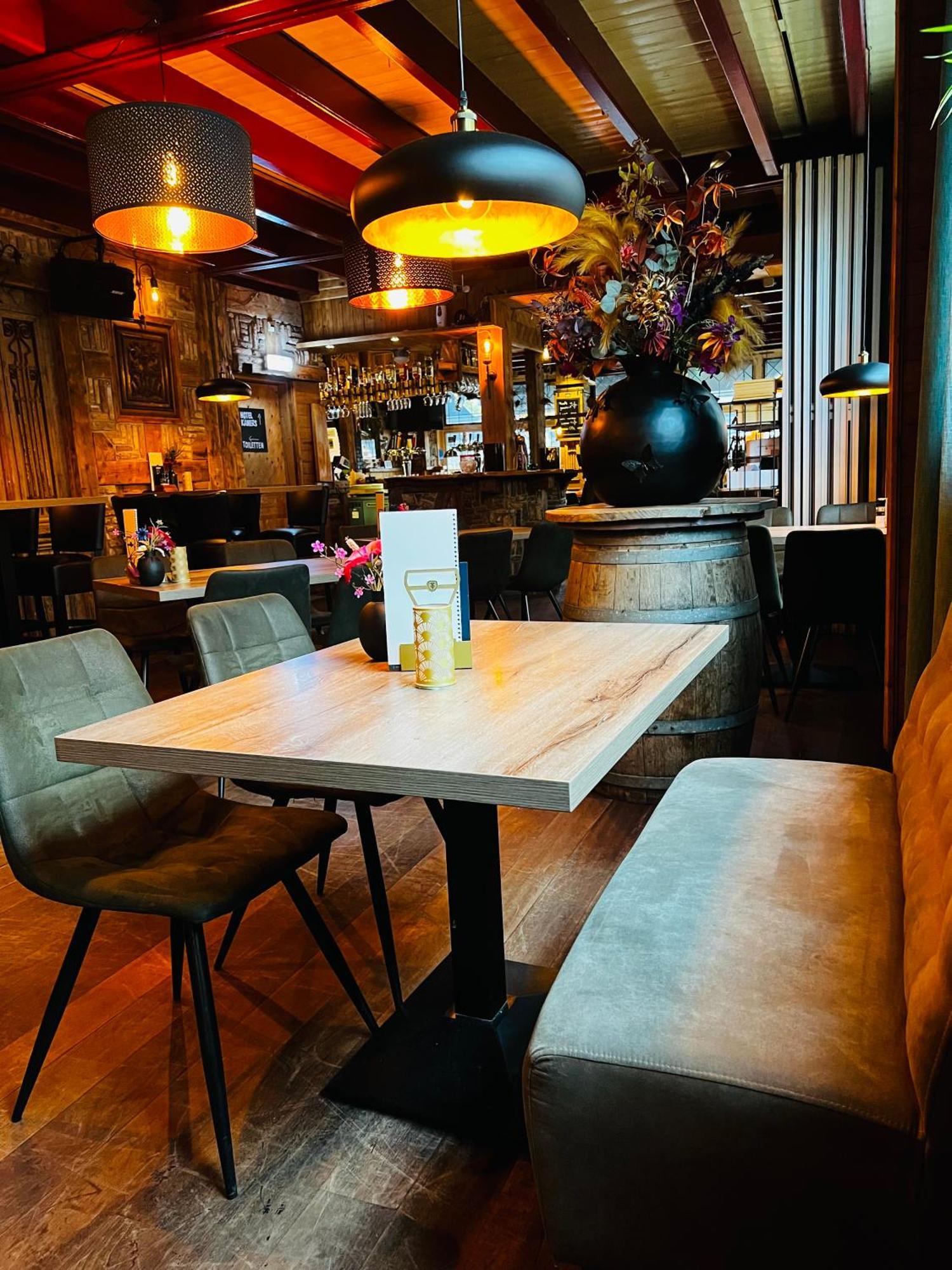 Hotel Onder De Linden Роден Екстер'єр фото